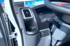 陕汽轻卡 德龙K3000 4.18米纯电动厢式载货车(YTQ5042XXYJEEV336)98.04kWh