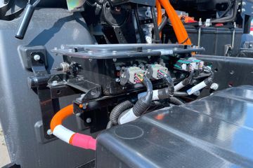 �����Ῠ ����K3000 4.18�״��綯��ʽ�ػ���(YTQ5042XXYJEEV336)98.04kWhͼƬ