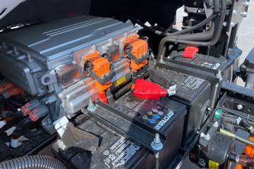 �����Ῠ ����K3000 4.18�״��綯��ʽ�ػ���(YTQ5042XXYJEEV336)98.04kWhͼƬ