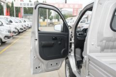 长安跨越王X1 1.3L 汽油 91马力 2.6米单排栏板微卡(单后轮)(国六)(SC1031XND6B1) 长安跨越王X1 1.3L 汽油 91马力 2.6米单排栏板微卡(单后轮)(国六)(SC1031XND6B1)