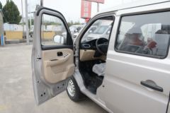 长安跨越 新豹T3 标准版 1.6L 汽油 122马力 2.52米双排栏板微卡(国六)(SC1031TFS6B1)