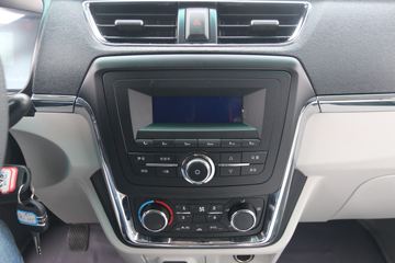 SRM��Դ X30L EV ��׼�� 4.495�״��綯��ʽ���䳵ͼƬ