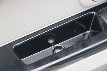 SRM��Դ X30L EV ��׼�� 4.495�״��綯��ʽ���䳵ͼƬ