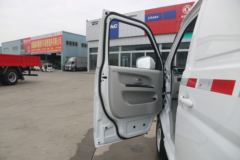 SRM鑫源 X30L EV 标准型 4.495米纯电动厢式运输车