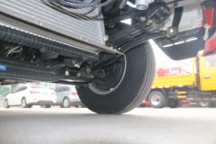 东风多利卡D6-N 锐能版 136马力 4.13米单排栏板轻卡(国六)(EQ1041S3CDF) 东风多利卡D6-N 锐能版 136马力 4.13米单排栏板轻卡(国六)(EQ1041S3CDF)