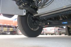 东风多利卡D6-N 锐能版 136马力 4.13米单排栏板轻卡(国六)(EQ1041S3CDF) 东风多利卡D6-N 锐能版 136马力 4.13米单排栏板轻卡(国六)(EQ1041S3CDF)