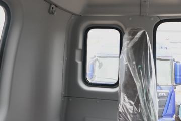 ���� ŷ��Rϵ 220���� 4X2 5.75�������ػ���(����)ͼƬ