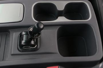 ���� ŷ��Rϵ 220���� 4X2 5.75�������ػ���(����)ͼƬ