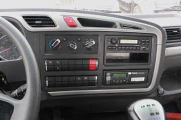 ���� ŷ��Rϵ 220���� 4X2 5.75�������ػ���(����)ͼƬ