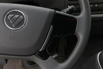 ���� ŷ��Rϵ 220���� 4X2 5.75�������ػ���(����)ͼƬ