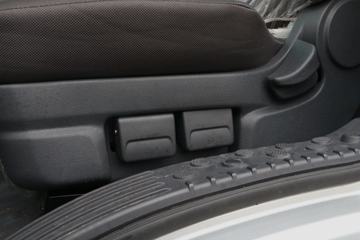 ���� ŷ��Rϵ 220���� 4X2 5.75�������ػ���(����)ͼƬ