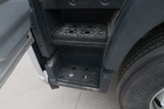 福田 欧航R系 220马力 4X2 5.75米栏板载货车(国六)(BJ1186VKPFD-3M)