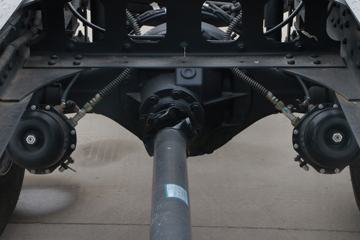 ���� ŷ��Rϵ 220���� 4X2 5.75�������ػ���(����)ͼƬ