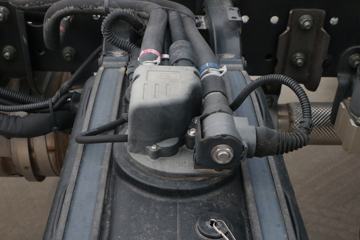 ���� ŷ��Rϵ 220���� 4X2 5.75�������ػ���(����)ͼƬ