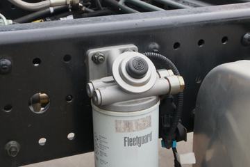 ���� ŷ��Rϵ 220���� 4X2 5.75�������ػ���(����)ͼƬ