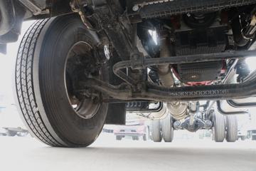 ���� ŷ��Rϵ 220���� 4X2 5.75�������ػ���(����)ͼƬ