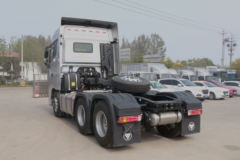 福田 欧曼EST 穿越版 580马力 6X4 AMT自动挡牵引车(国六)(2.733速比)(BJ4259Y6DHL-12)