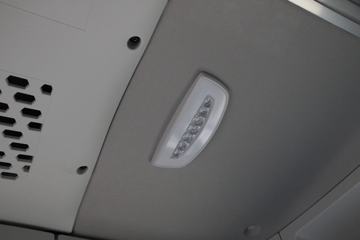 ���� ŷ��EST ��Խ�� 580���� 6X4 AMT�Զ���ǣ����(����)(2.733�ٱ�)ͼƬ