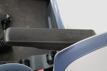 ���� ŷ��EST ��Խ�� 580���� 6X4 AMT�Զ���ǣ����(����)(2.733�ٱ�)ͼƬ