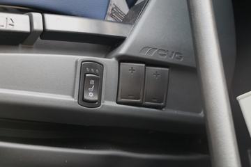 ���� ŷ��EST ��Խ�� 580���� 6X4 AMT�Զ���ǣ����(����)(2.733�ٱ�)ͼƬ