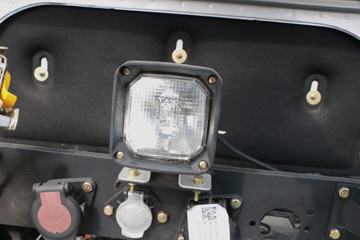 ���� ŷ��EST ��Խ�� 580���� 6X4 AMT�Զ���ǣ����(����)(2.733�ٱ�)ͼƬ