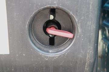 ���� ŷ��EST ��Խ�� 580���� 6X4 AMT�Զ���ǣ����(����)(2.733�ٱ�)ͼƬ