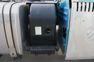 ���� ŷ��EST ��Խ�� 580���� 6X4 AMT�Զ���ǣ����(����)(2.733�ٱ�)ͼƬ