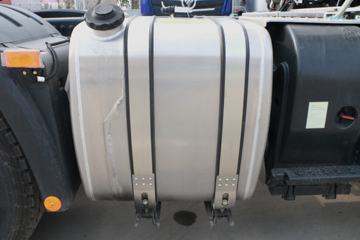 ���� ŷ��EST ��Խ�� 580���� 6X4 AMT�Զ���ǣ����(����)(2.733�ٱ�)ͼƬ