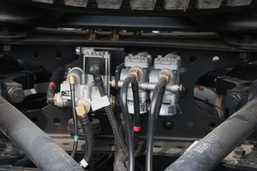 ���� ŷ��EST ��Խ�� 580���� 6X4 AMT�Զ���ǣ����(����)(2.733�ٱ�)ͼƬ