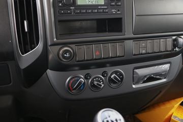  ŷS1ϵ 150 4.14׵ʽῨ()(BJ5048XXY-FM3)ͼƬ