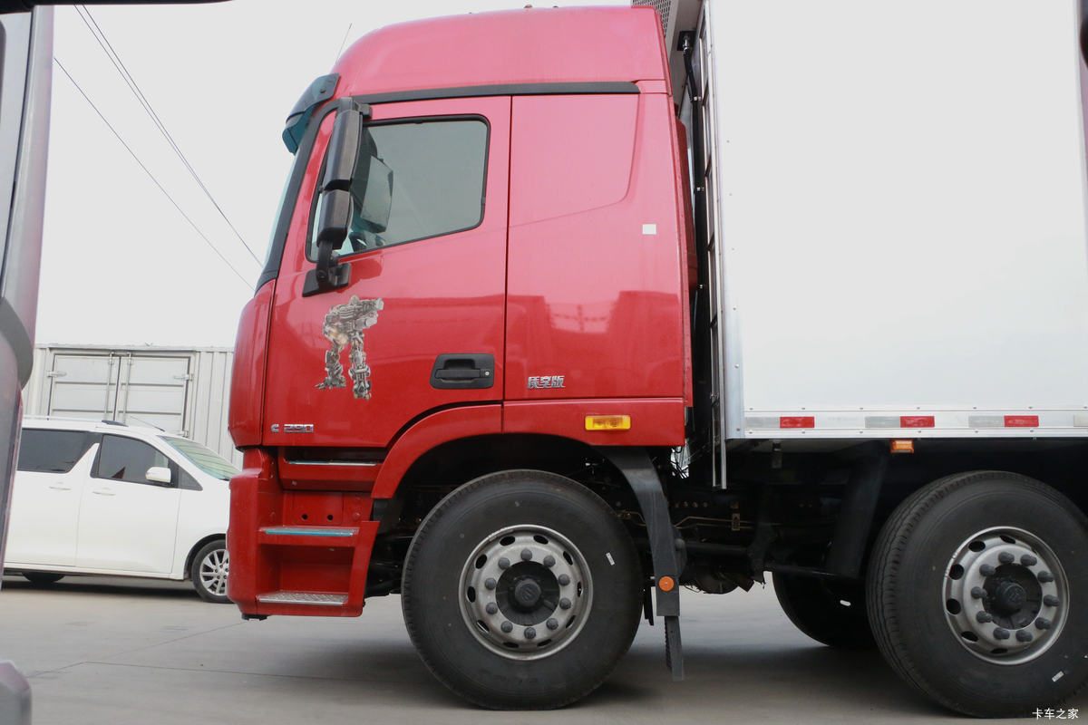  ŷGTLؿ 290 6X2 8س()(BJ5259XLCY6HPS-02)