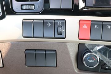 �������� ����H5�ؿ� 245���� 4X2 6.8�ײ�դʽ�ػ���(����)(LZ5180CCYH5AC1)ͼƬ