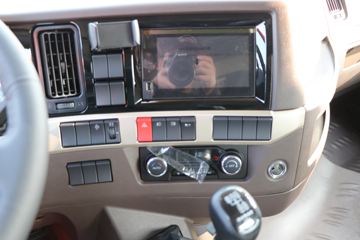 �������� ����H5�ؿ� 245���� 4X2 6.8�ײ�դʽ�ػ���(����)(LZ5180CCYH5AC1)ͼƬ