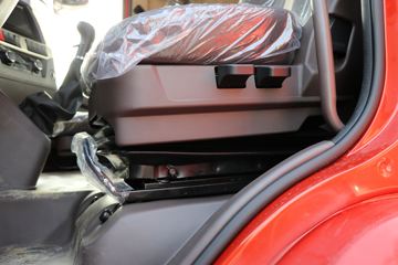 �������� ����H5�ؿ� 245���� 4X2 6.8�ײ�դʽ�ػ���(����)(LZ5180CCYH5AC1)ͼƬ