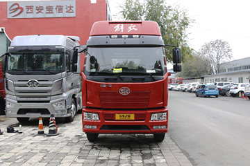 一汽解放 J6L中卡 精英版 220马力 4X2 7.8米厢式载货车(国六)(平顶)(CA5180XXYP62K1L5E6)
