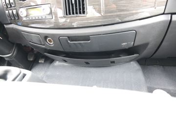 һ����� J6L�п� ������ 220���� 4X2 7.7����ʽ�ػ���(����)(CA5180XXYP62K1L5E6)ͼƬ