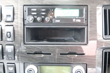 һ����� J6L�п� ������ 220���� 4X2 7.7����ʽ�ػ���(����)(CA5180XXYP62K1L5E6)ͼƬ