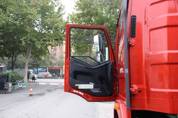 һ����� J6L�п� ������ 220���� 4X2 7.7����ʽ�ػ���(����)(CA5180XXYP62K1L5E6)ͼƬ