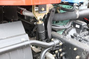 һ����� J6L�п� ������ 220���� 4X2 7.7����ʽ�ػ���(����)(CA5180XXYP62K1L5E6)ͼƬ