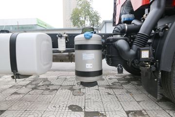 һ����� J6L�п� ������ 220���� 4X2 7.7����ʽ�ػ���(����)(CA5180XXYP62K1L5E6)ͼƬ