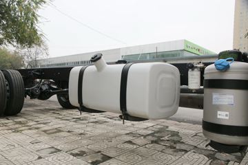 һ����� J6L�п� ������ 220���� 4X2 7.7����ʽ�ػ���(����)(CA5180XXYP62K1L5E6)ͼƬ