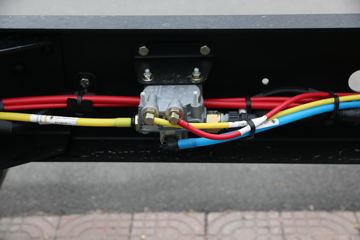 һ����� J6L�п� ������ 220���� 4X2 7.7����ʽ�ػ���(����)(CA5180XXYP62K1L5E6)ͼƬ