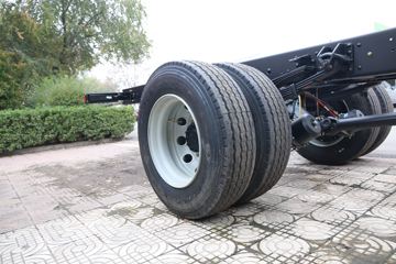 һ����� J6L�п� ������ 220���� 4X2 7.7����ʽ�ػ���(����)(CA5180XXYP62K1L5E6)ͼƬ