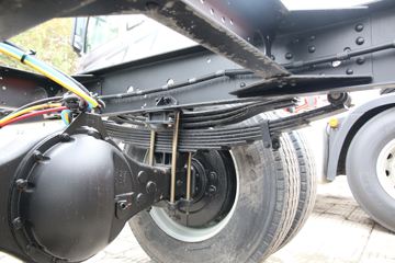 һ����� J6L�п� ������ 220���� 4X2 7.7����ʽ�ػ���(����)(CA5180XXYP62K1L5E6)ͼƬ