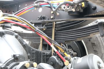 һ����� J6L�п� ������ 220���� 4X2 7.7����ʽ�ػ���(����)(CA5180XXYP62K1L5E6)ͼƬ