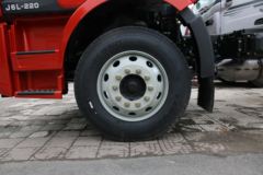 一汽解放 J6L中卡 创富版 220马力 4X2 7.7米厢式载货车(国六)(CA5180XXYP62K1L5E6)
