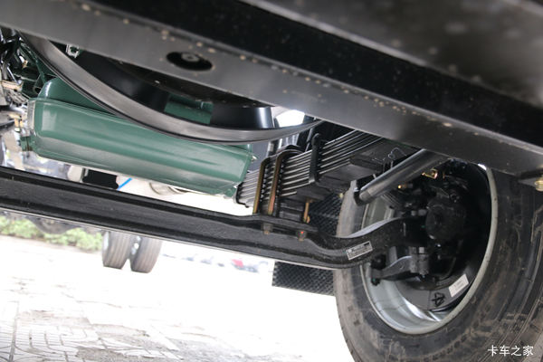 一汽解放J6L线上优惠6千元活动火热进行中,数量有限先到先得!