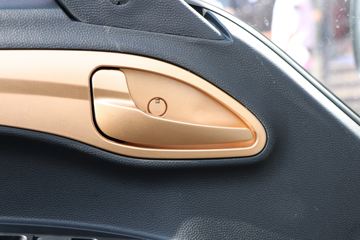 ���� ����J6����ʿ 160���� 4X2 4.03����س�(����)(HFC5043XLCP21K1C7S-1)ͼƬ