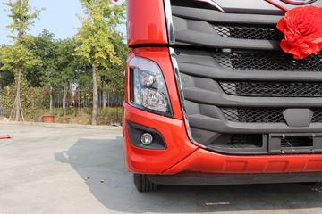 �������� ����H7�ؿ� ½���� 600���� 6X4 AMT�Զ���ǣ����(����440)ͼƬ