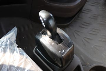 �������� ����H7�ؿ� ½���� 600���� 6X4 AMT�Զ���ǣ����(����440)ͼƬ